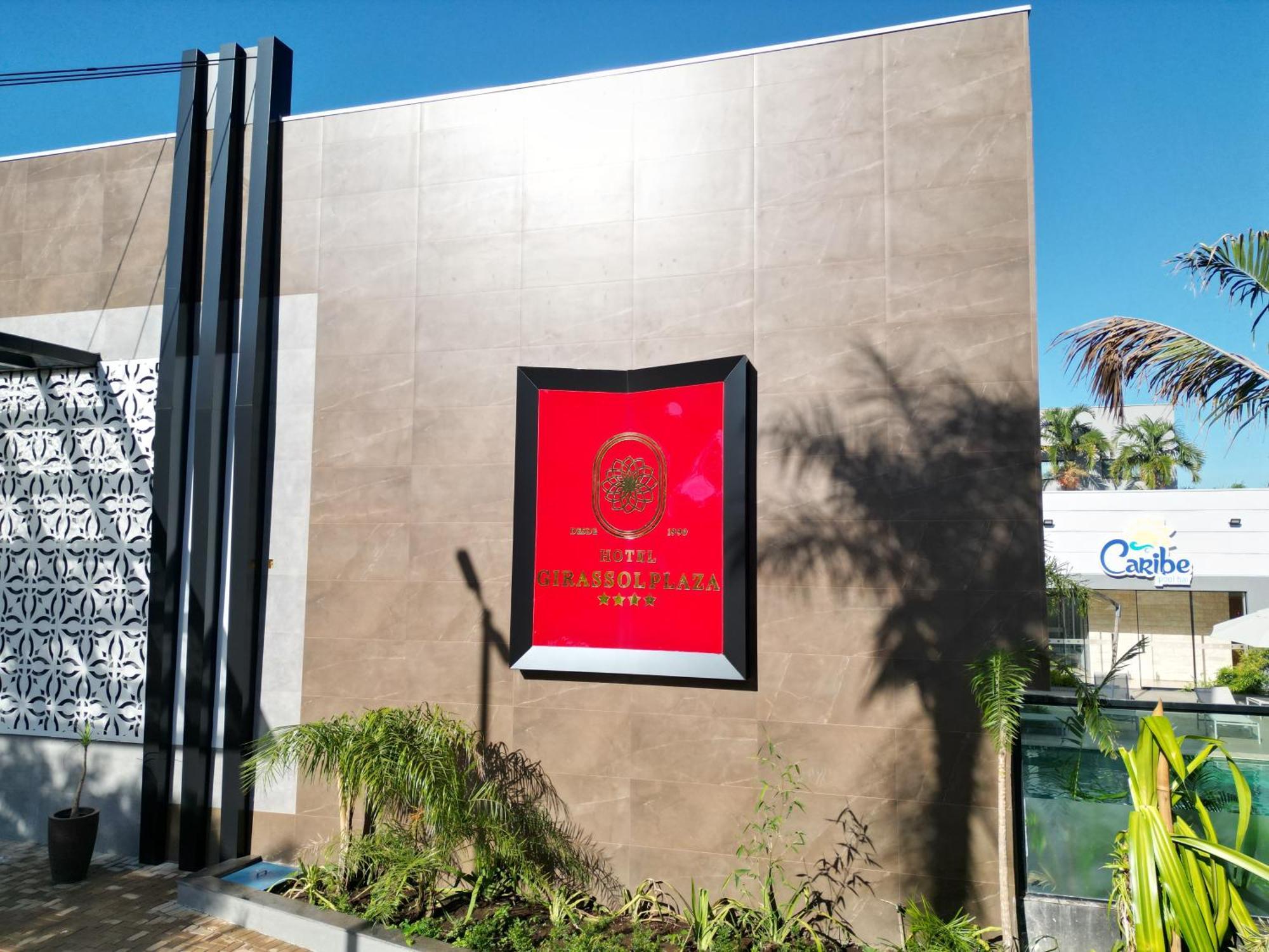 פלמס Hotel Girassol Plaza מראה חיצוני תמונה