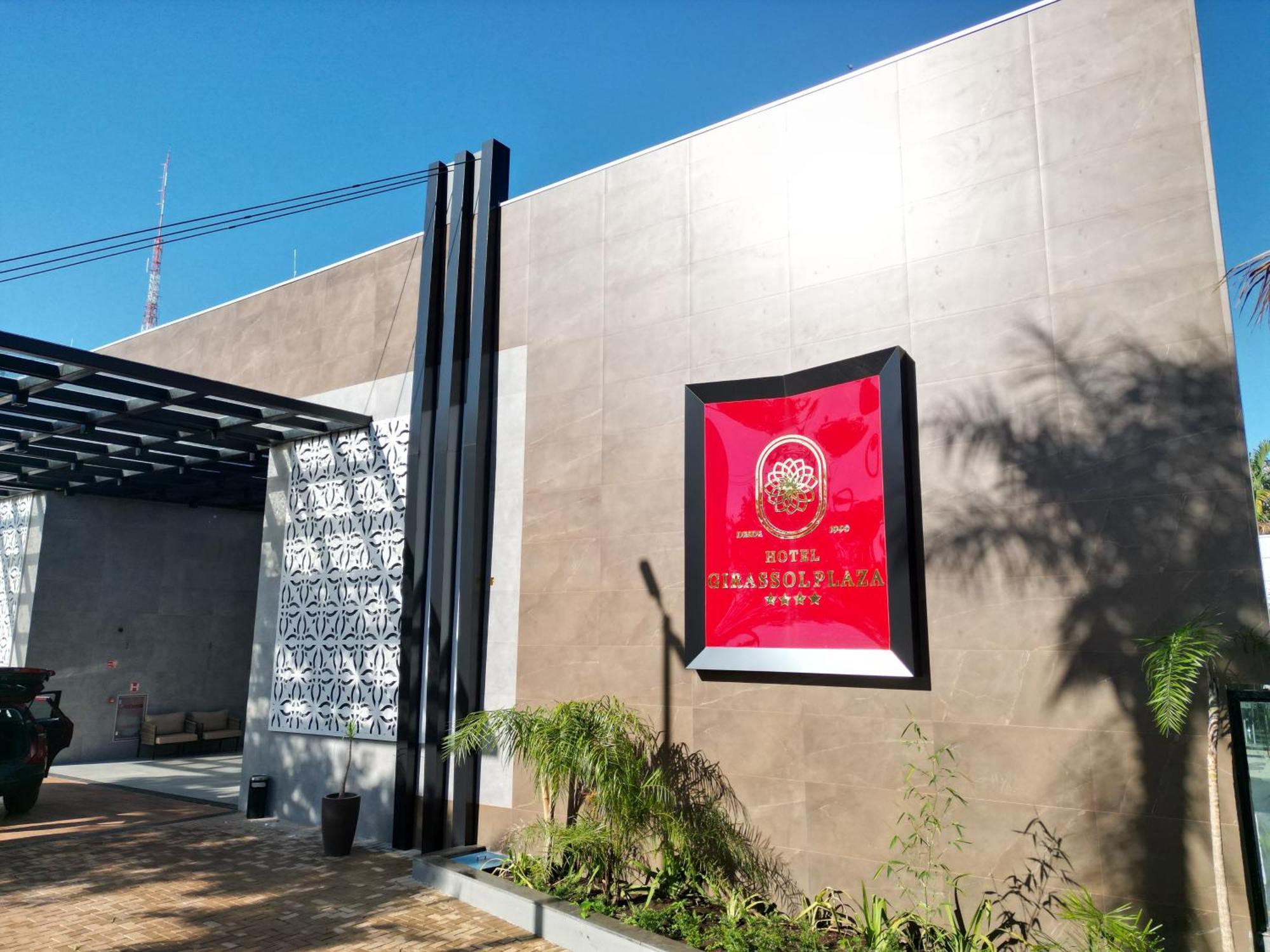 פלמס Hotel Girassol Plaza מראה חיצוני תמונה
