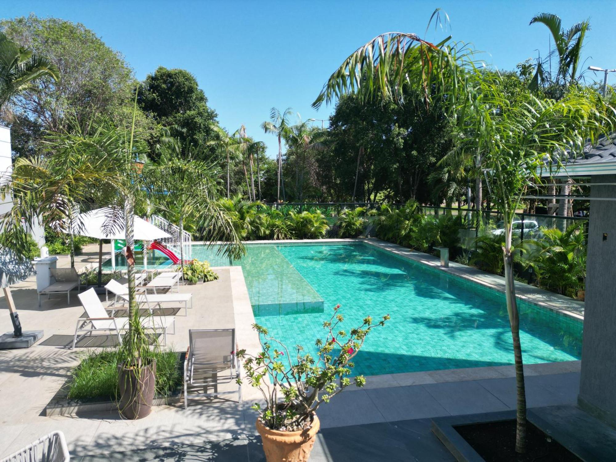 פלמס Hotel Girassol Plaza מראה חיצוני תמונה